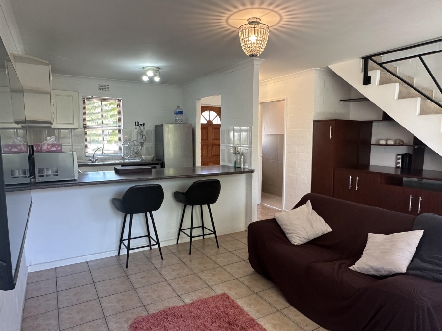 To Let 2 Bedroom Property for Rent in Parklands Western Cape
